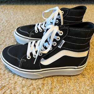 Vans Women’s Platform. Perfect Condition!! Worn only for a photo shoot.